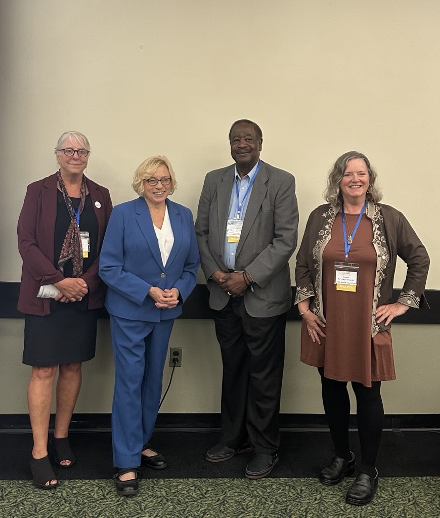 Photo left to right: Ann Woloson (Executive Director, Consumers for Affordable Health Care), Governor Janet Mills, Richard Evans, MD (Board Chair, Consumers for Affordable Health Care), Joanne Rawlings-Sekunda (Health Care Hero Awardee)